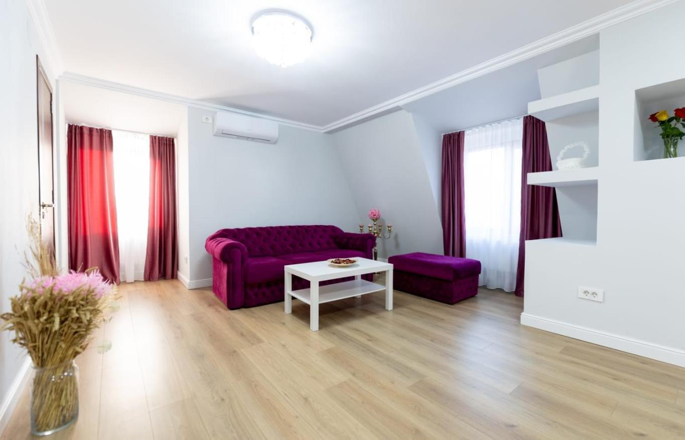 Mihai Palace Buftea Exteriér fotografie
