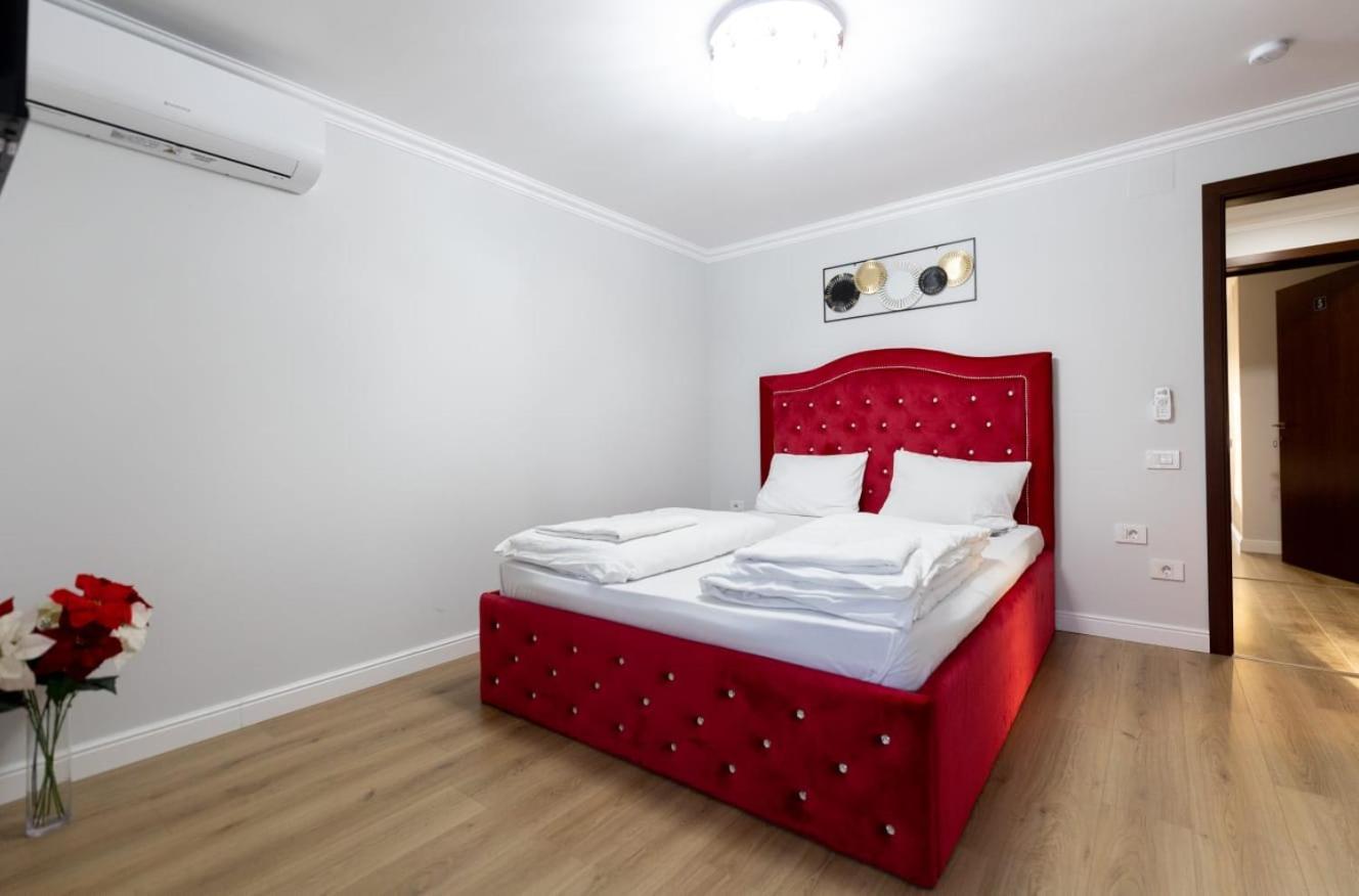 Mihai Palace Buftea Exteriér fotografie